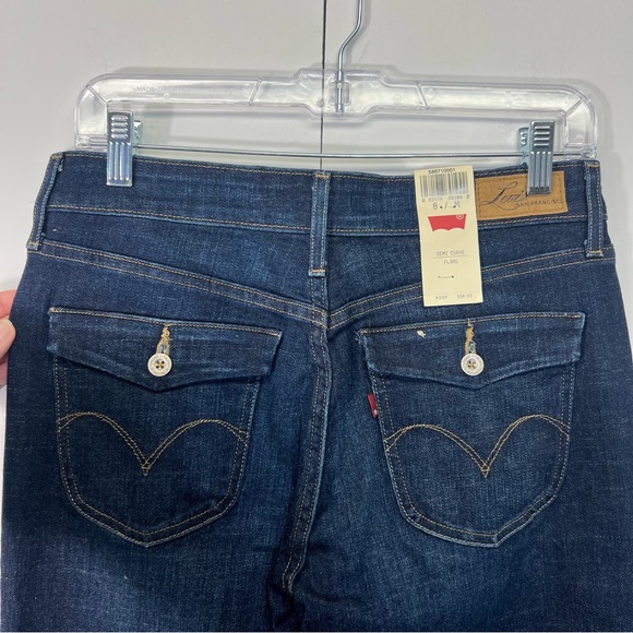 NWT Levi’s Demi Curve Classic Flare Dark Wash Denim Jeans Size 8 - Picture 6 of 13